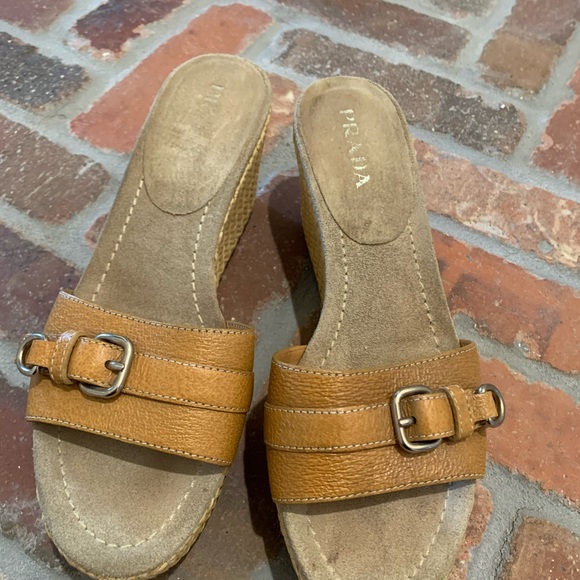 Prada platform straw wicker tan slides sandals - Picture 3 of 11
